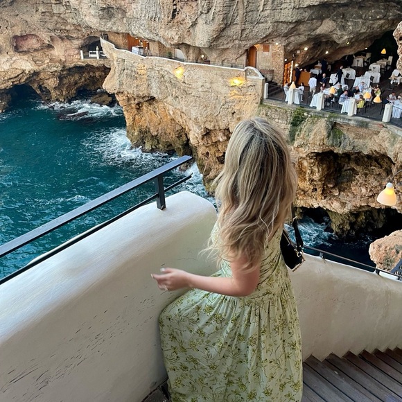 Meet your Posher, Lex - Picture 6 of 7